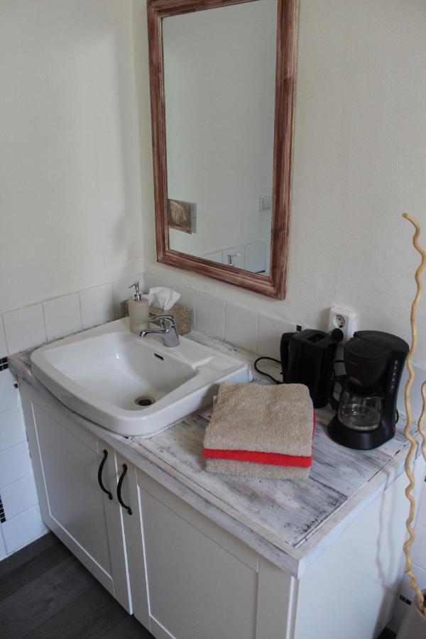 스타즈캐널 Tintaglia, Betaalbaar En Gastvrij B&B 외부 사진