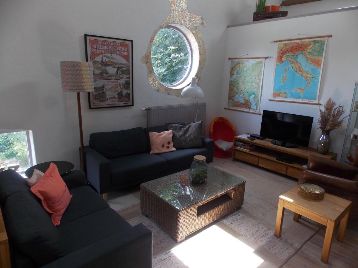 스타즈캐널 Tintaglia, Betaalbaar En Gastvrij B&B 외부 사진