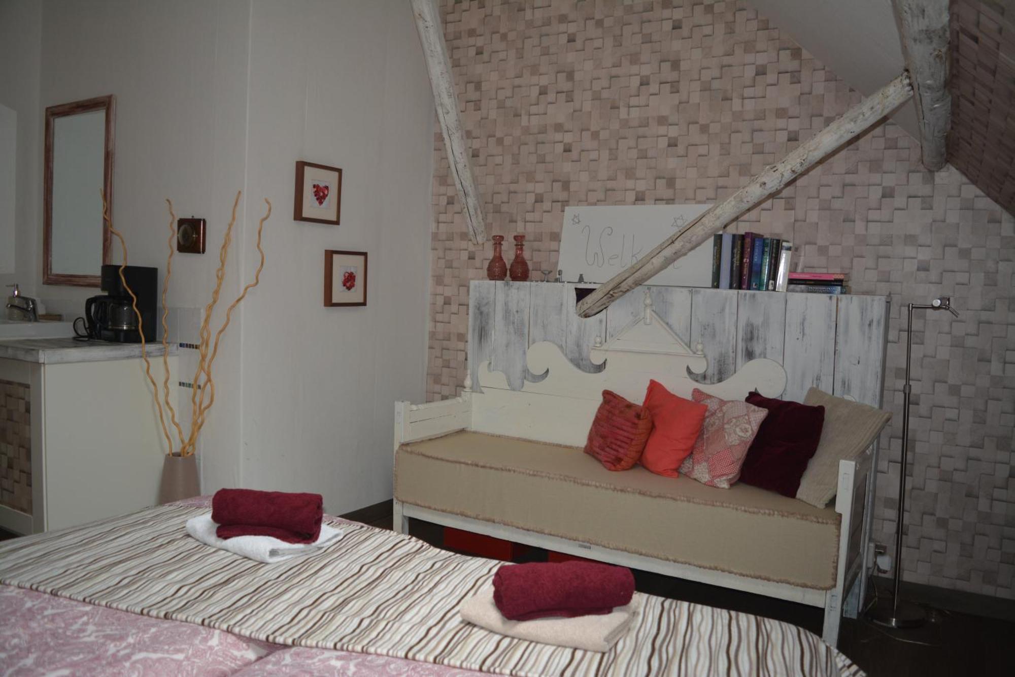 스타즈캐널 Tintaglia, Betaalbaar En Gastvrij B&B 외부 사진